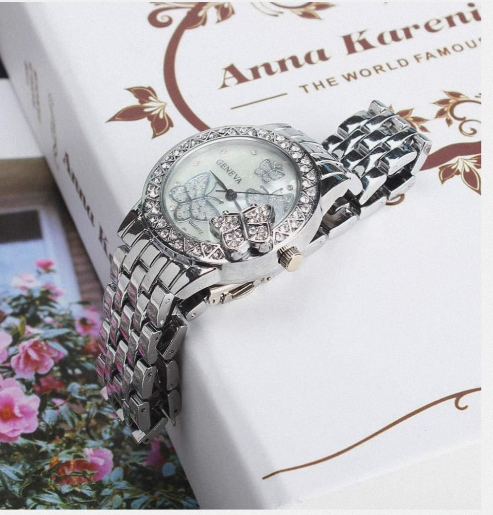 Reloj Diseño Mariposa🦋 (Color Plata)